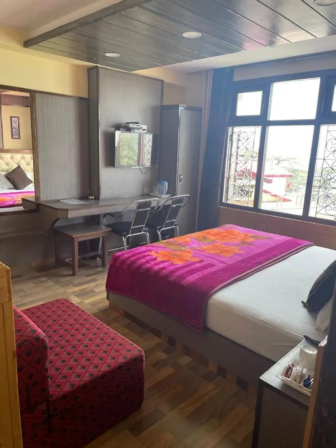 Valley Crown B&B Shimla 0*,